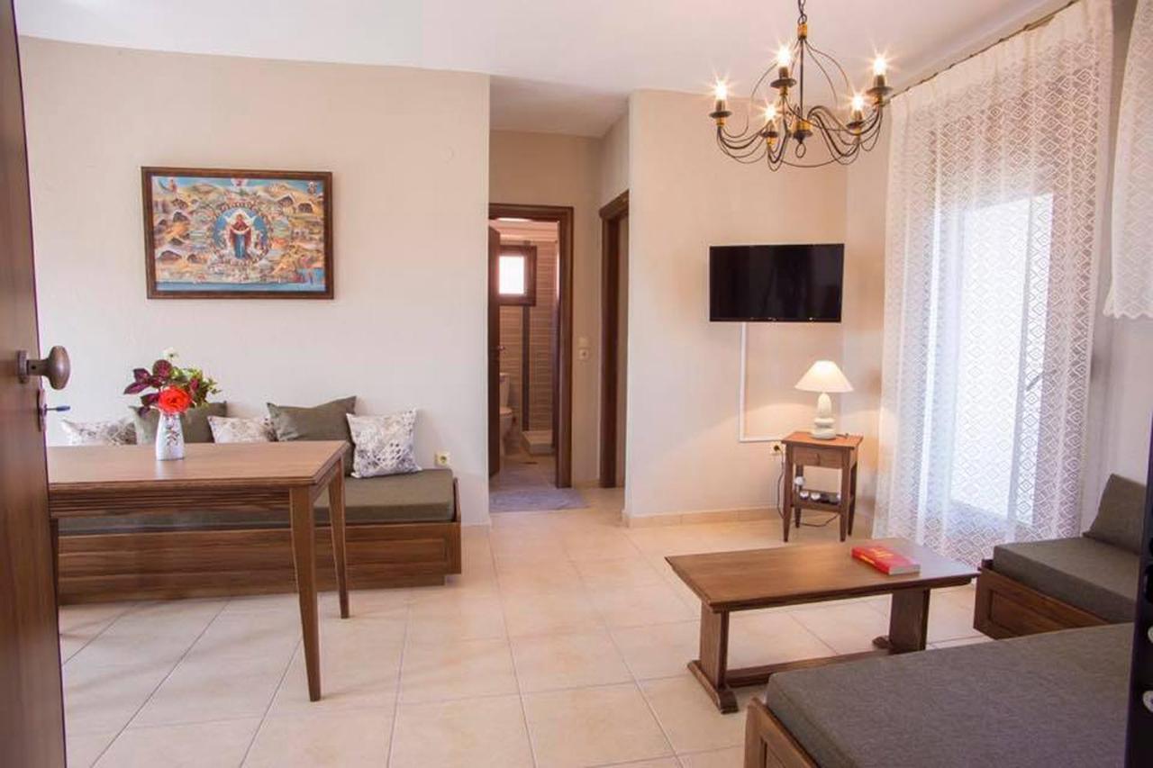 Nea Roda Apartments Экстерьер фото